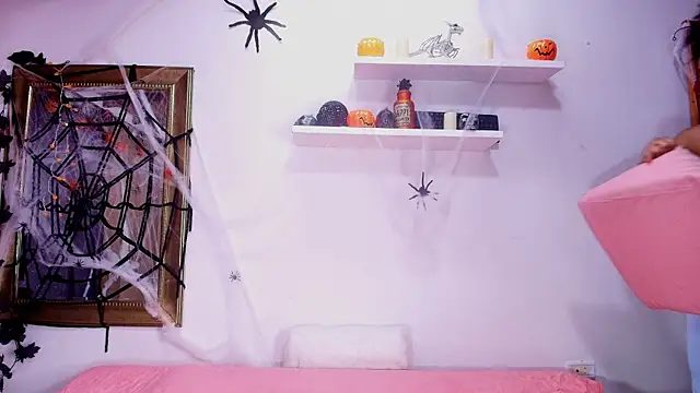 naia blessed online show from 24, 10, 2025