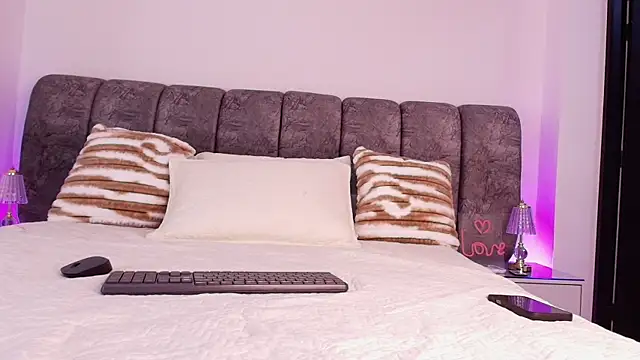 naia blessed online show from 24, 11, 2025