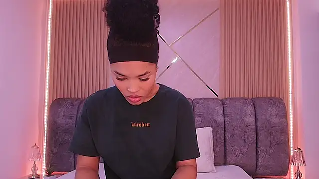 naia blessed online show from 13, 2, 2026