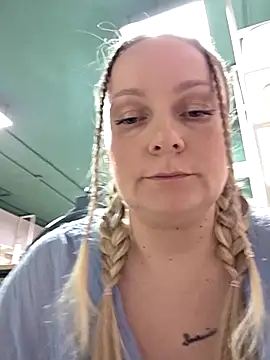 Bondgirl 013 online show from 5, 4, 2026