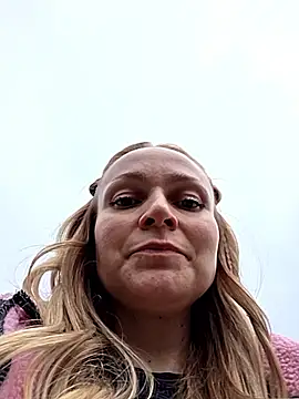 Bondgirl 013 online show from 15, 5, 2026