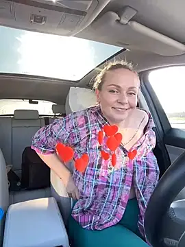 Bondgirl 013 online show from 9, 12, 2024