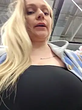 Bondgirl 013 online show from 31, 1, 2026