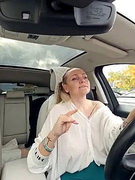 Bondgirl 013 online show from 11, 10, 2025