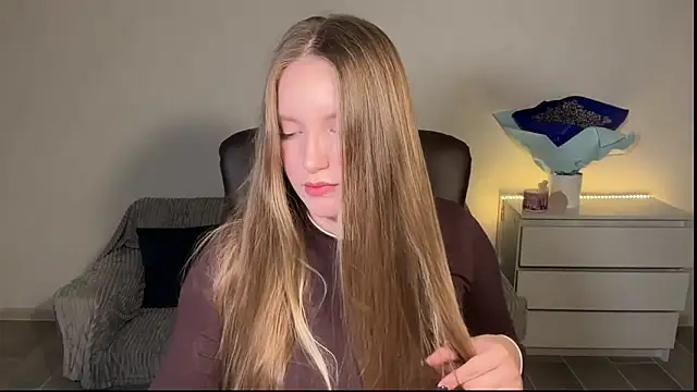EvaMaddison online show from 8, 5, 2026