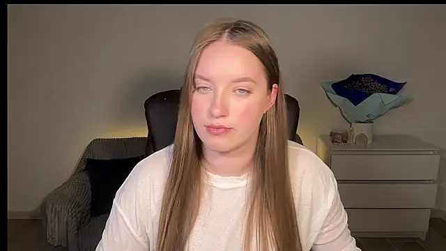 EvaMaddison online show from 25, 3, 2026