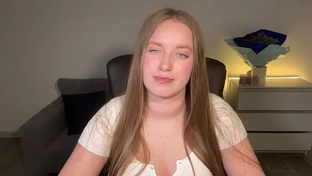 Snapshot of EvaMaddison chatting on 20, 6, 2026 EvaMaddison online show from 20, 6, 2026