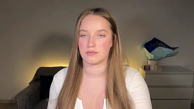 EvaMaddison online show from 28, 2, 2026