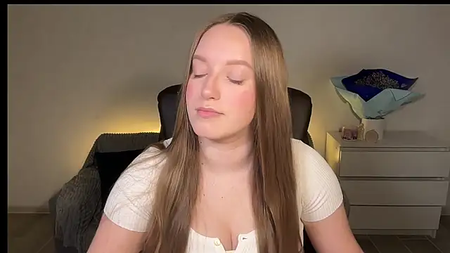 EvaMaddison online show from 26, 3, 2026