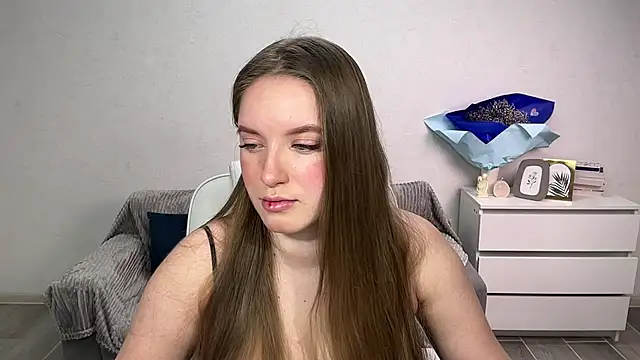 EvaMaddison online show from 29, 11, 2025