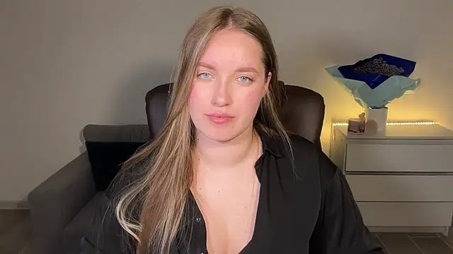 Snapshot of EvaMaddison chatting on 11, 6, 2026 EvaMaddison online show from 11, 6, 2026