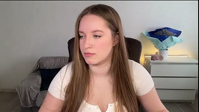 EvaMaddison online show from 29, 4, 2026