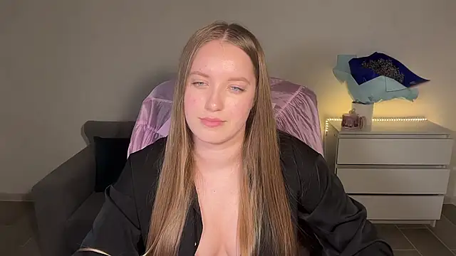 Snapshot of EvaMaddison chatting on 16, 7, 2026 EvaMaddison online show from 16, 7, 2026