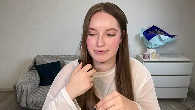 EvaMaddison online show from 10, 2, 2026