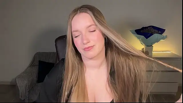 EvaMaddison online show from 11, 5, 2026