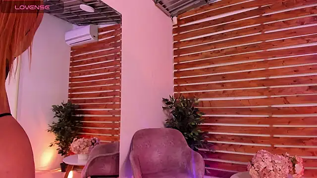  MeganRain online show from 11, 9, 2025