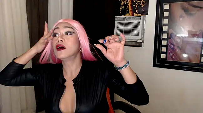 Snapshot of UrhotGoddess chatting on 23, 3, 2025 UrhotGoddess online show from 23, 3, 2025