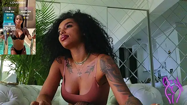 KimiBrown online show from 15, 11, 2025