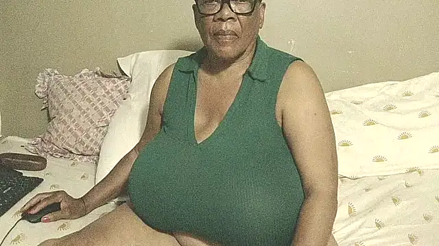 DairyQueen2 online show from 29, 3, 2026