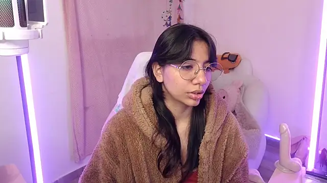 Nami usagi online show from 19, 10, 2025