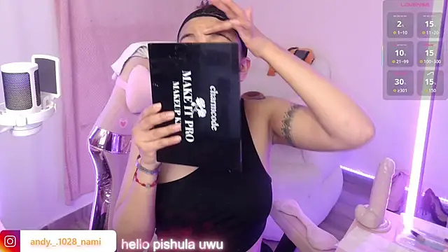 Nami usagi online show from 22, 10, 2025