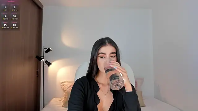 RebeccaBaxter online show from 31, 3, 2026