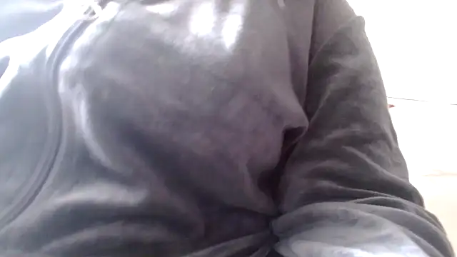 Snapshot of Diosasky chatting on 4, 2, 2026 Diosasky online show from 4, 2, 2026