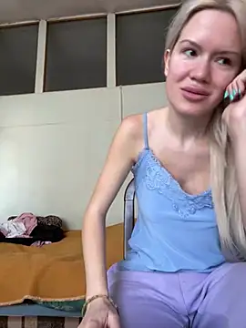 Keylili online show from 7, 3, 2025