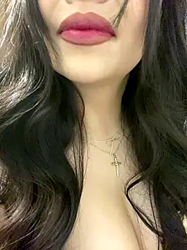 KateLatorre online show from 9, 9, 2025