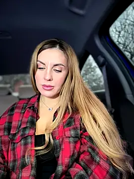 Snapshot of Kalli_Fornia chatting on 2, 12, 2025 Kalli Fornia online show from 2, 12, 2025