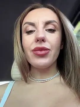 Kalli Fornia online show from 14, 9, 2025