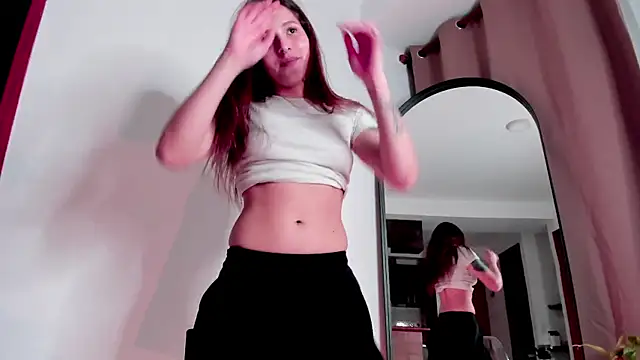 HannaMoom online show from 21, 1, 2025