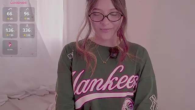 HannaMoom online show from 12, 3, 2026