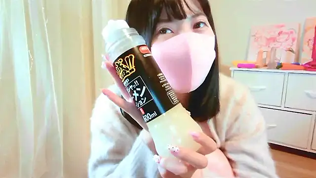 MOMO ROSE online show from 22, 9, 2025