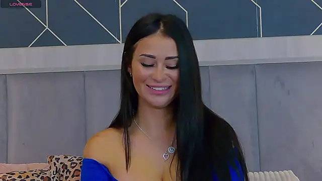 EmyLaveau online show from 9, 9, 2025