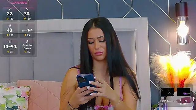 EmyLaveau online show from 12, 9, 2025