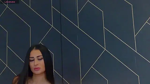 EmyLaveau online show from 18, 12, 2025