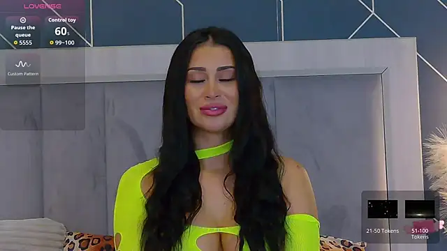 EmyLaveau online show from 23, 9, 2025