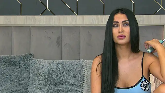 EmyLaveau online show from 26, 3, 2026