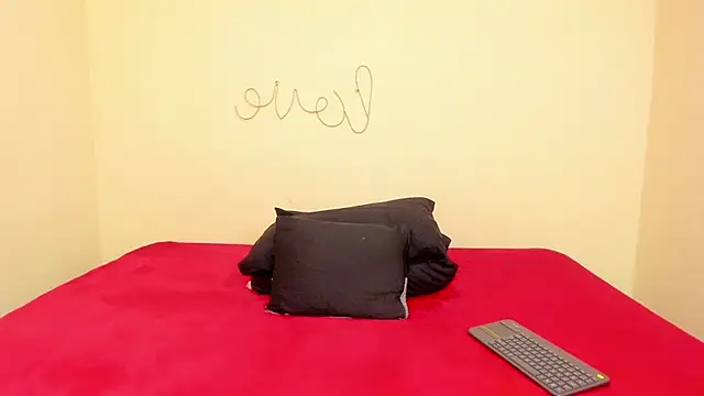 Malaika Toure online show from 10, 1, 2026