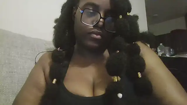 MissCC99 online show from 17, 10, 2025