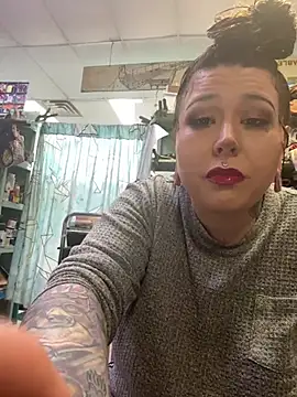 evacheers online show from 18, 1, 2025