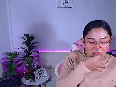 plysaithailand online show from 21, 10, 2025