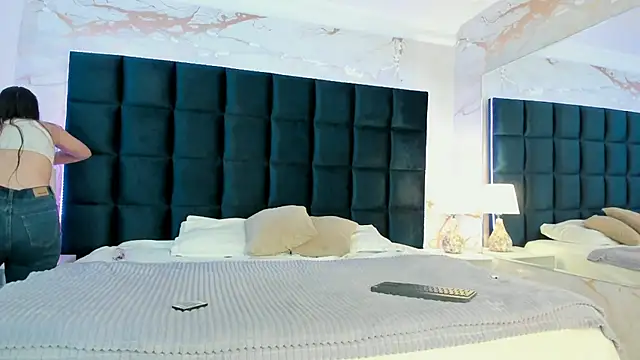 Abby Sweet1  online show from 6, 11, 2025