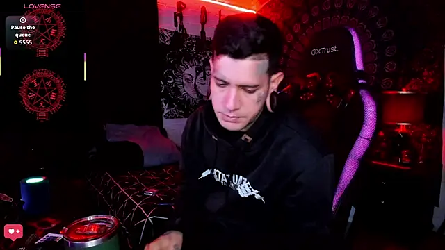 josh  ackerman online show from 22, 9, 2025