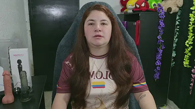 Snapshot of ann_bronw chatting on 7, 7, 2026 ann bronw online show from 7, 7, 2026