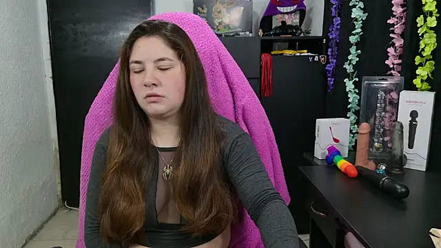 ann bronw online show from 15, 12, 2025