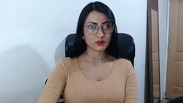 SavannaEvans001 online show from 11, 9, 2025