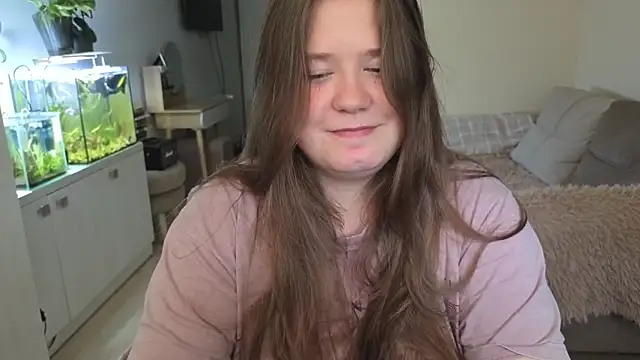 remirann  online show from 6, 10, 2025