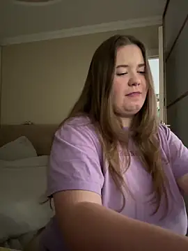 remirann  online show from 14, 12, 2024